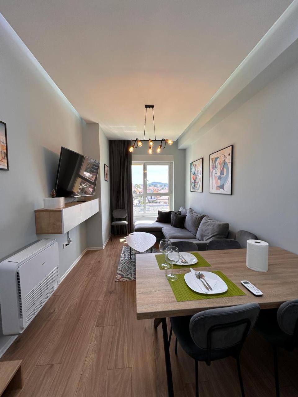 Picasso Apartment Tirana Exterior photo