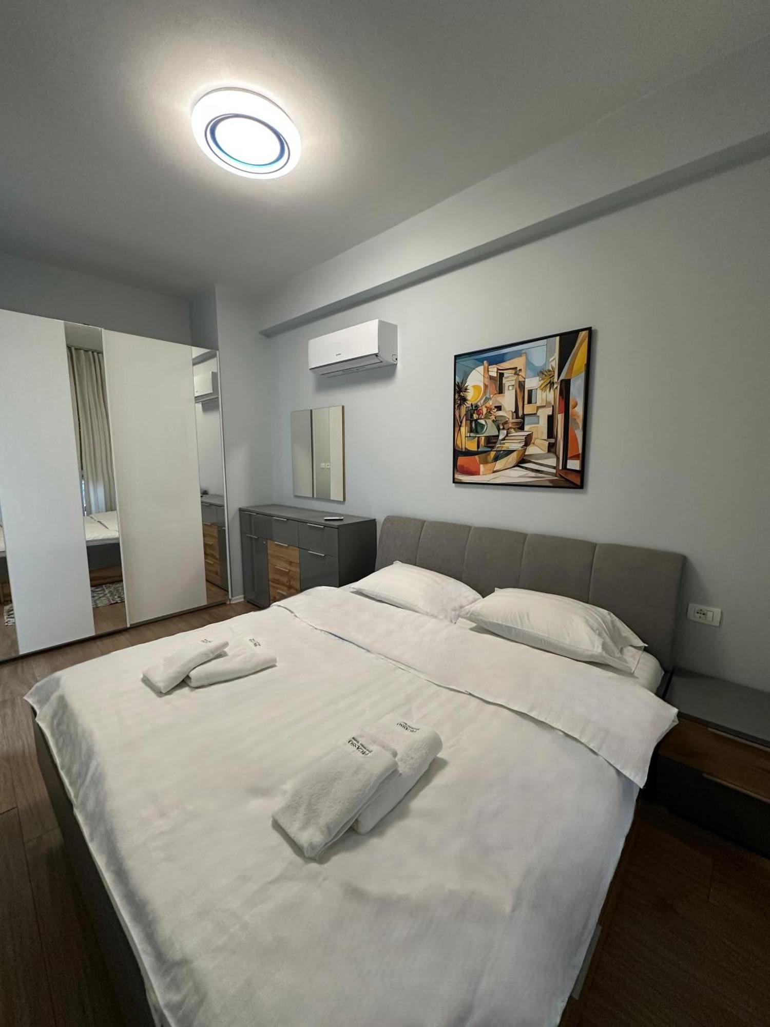 Picasso Apartment Tirana Exterior photo